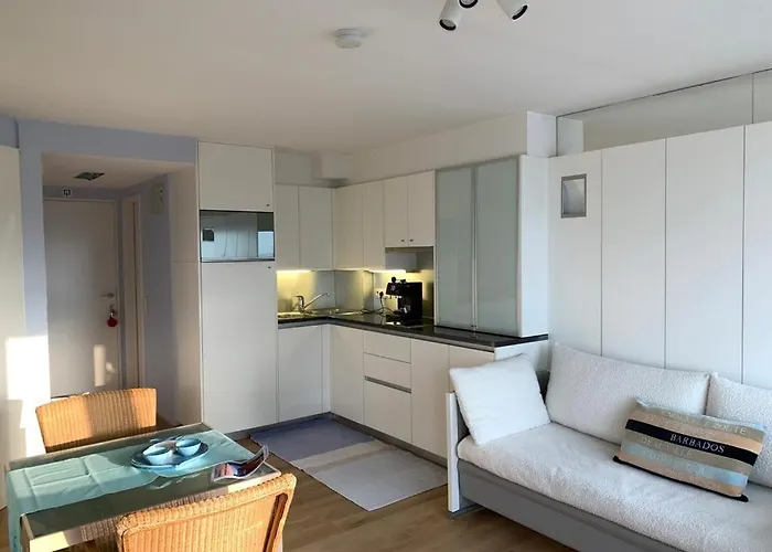 Sunny With Seaview アパート クノック・ヘイスト